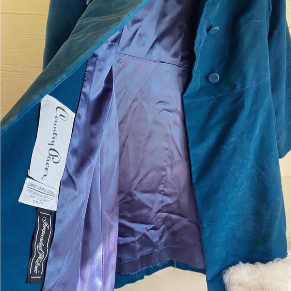 Vintage 60s Country Pacer Blue Velvet and Faux Fur Trim Belted Coat size medium - Picture 2 of 6
